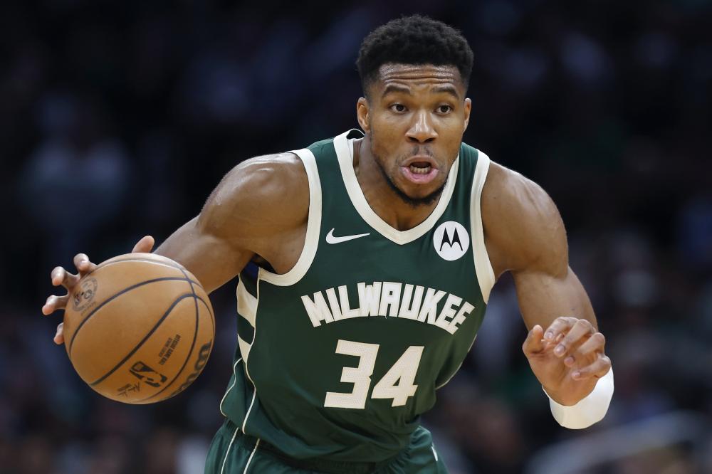 路上迈出坚 路上迈出坚