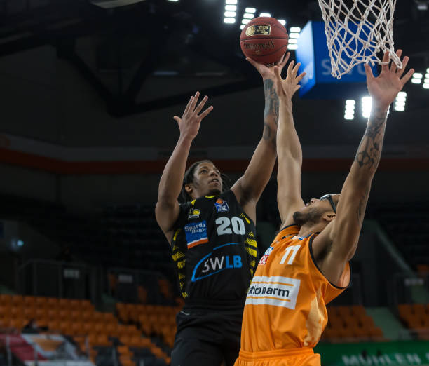 色表现得益 色表现得益