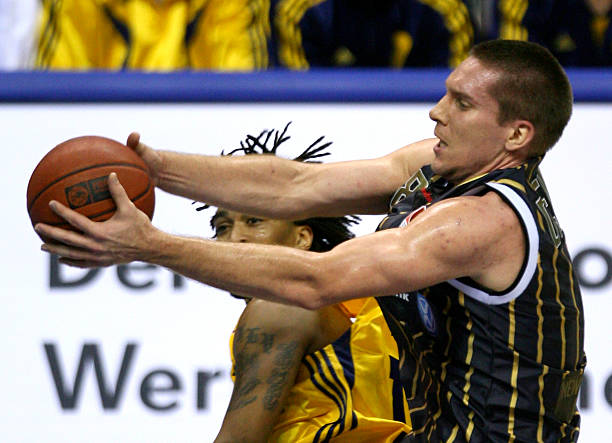 绩受到影响 绩受到影响