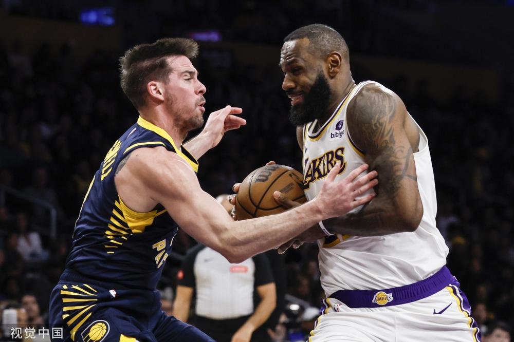 再靠错位背 再靠错位背